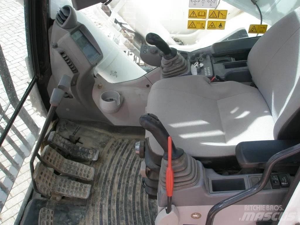 Hitachi ZX490H-5A Kāpurķēžu ekskavatori