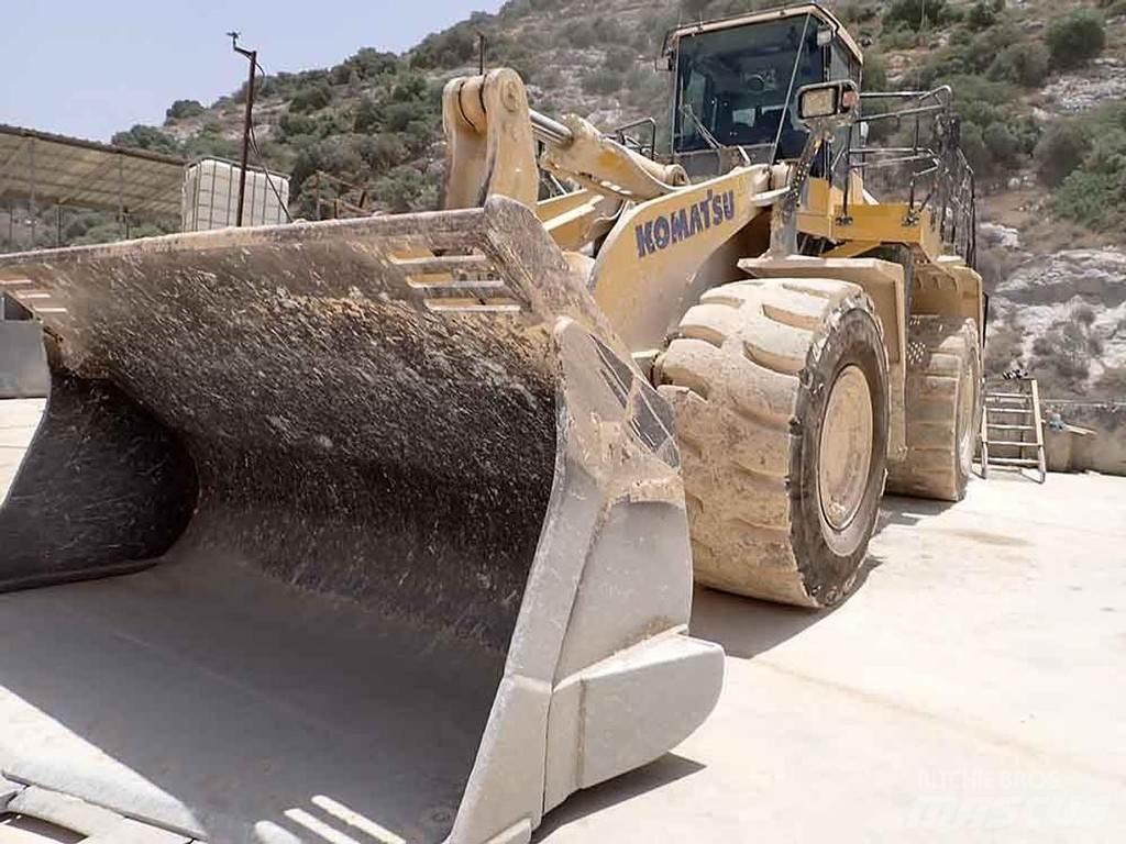 Komatsu WA600-8EO Iekrāvēji uz riteņiem