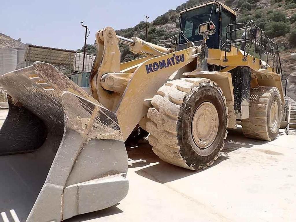 Komatsu WA600-8EO Iekrāvēji uz riteņiem