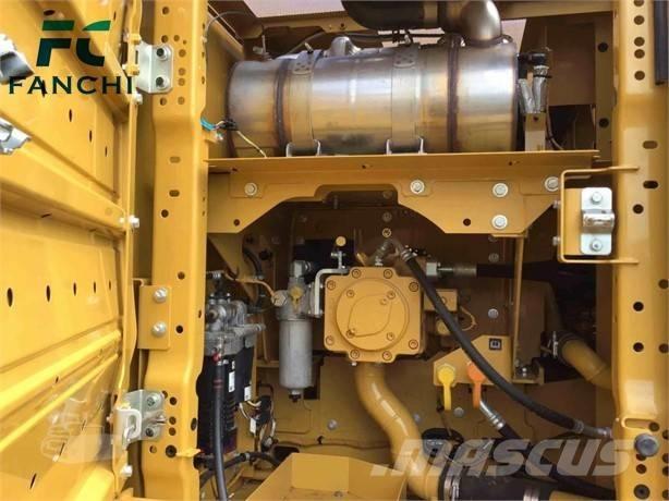 CAT cat320E Kāpurķēžu ekskavatori