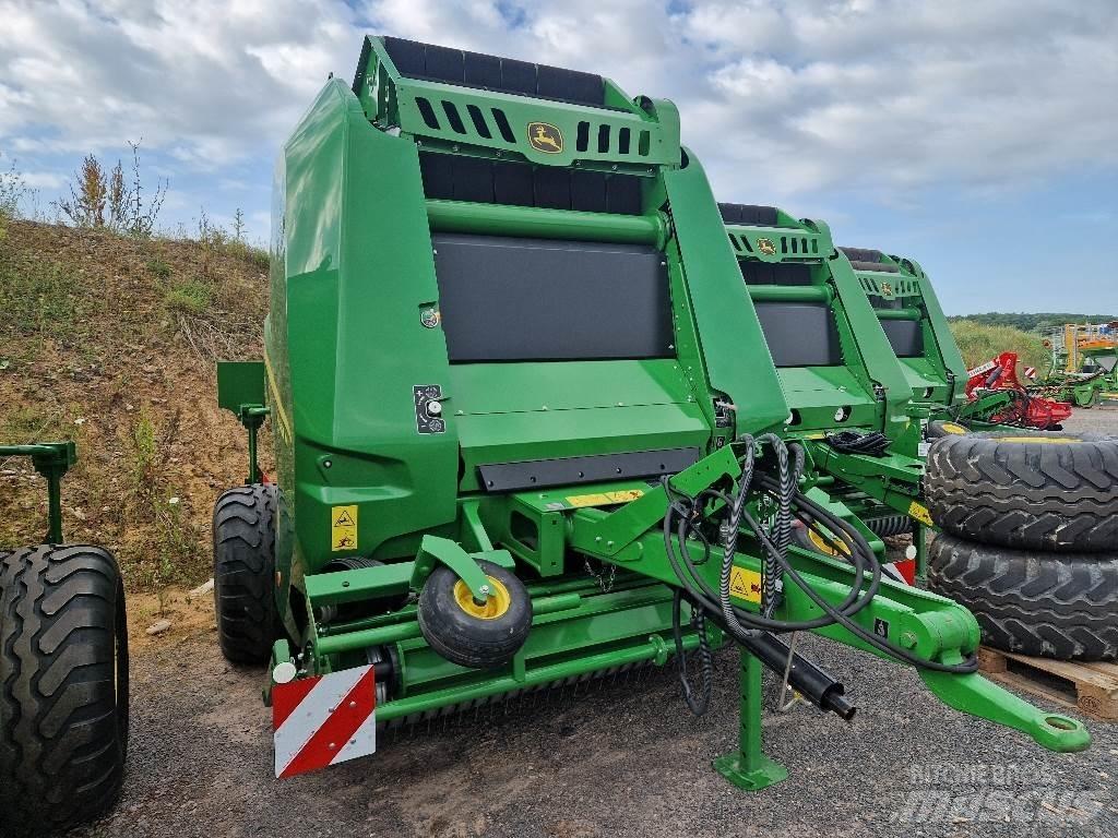 John Deere V461M Rituļu preses