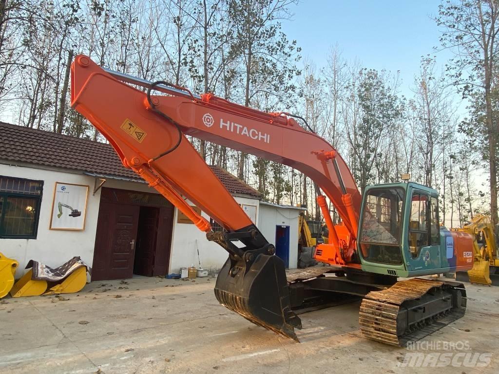 Hitachi EX 200-2 Kāpurķēžu ekskavatori