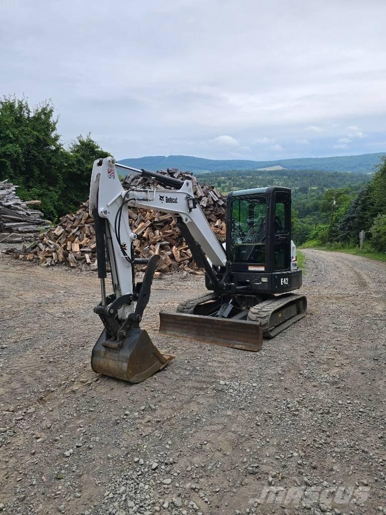 Bobcat E42 Mini ekskavatori < 7 t