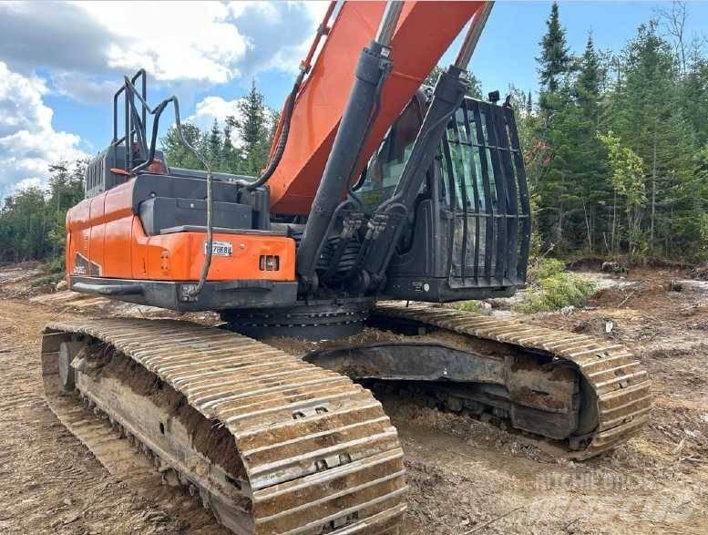 Doosan DX 350 LC Kāpurķēžu ekskavatori