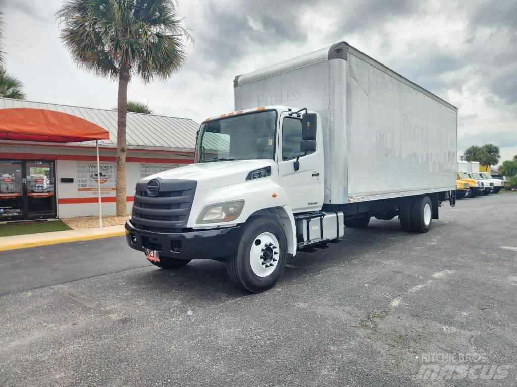 Hino 268 Furgons