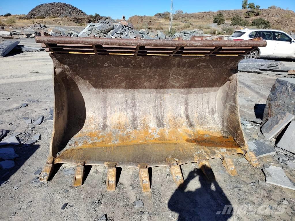 Hitachi ZW 180-6 Iekrāvēji uz riteņiem