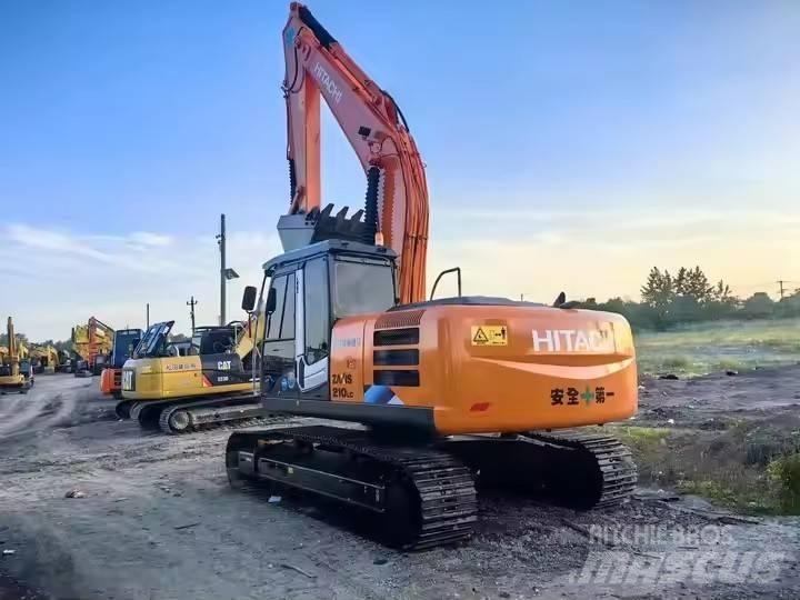 Hitachi ZX210 Kāpurķēžu ekskavatori