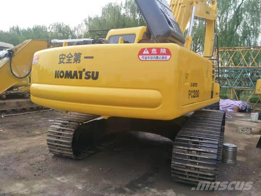 Komatsu pc200-6 Kāpurķēžu ekskavatori