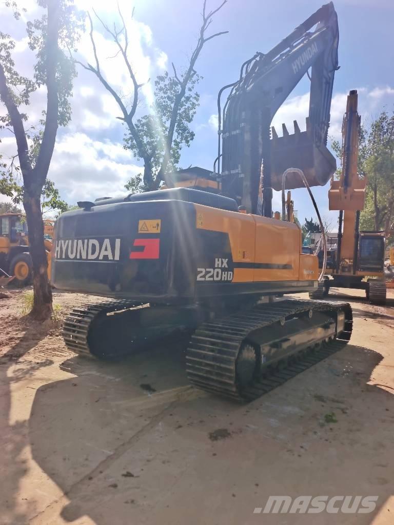 Hyundai HX220HD Kāpurķēžu ekskavatori