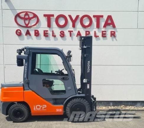 Toyota 52-8FDJF35 Tehnika ar dīzeļa dzinēju