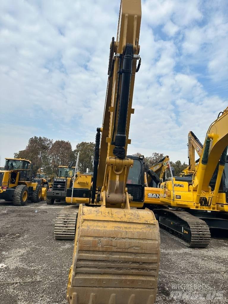 CAT 320 D2 Kāpurķēžu ekskavatori