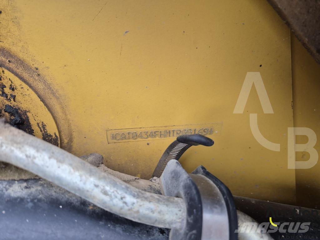 CAT 434 F Ekskavatori-iekrāvēji