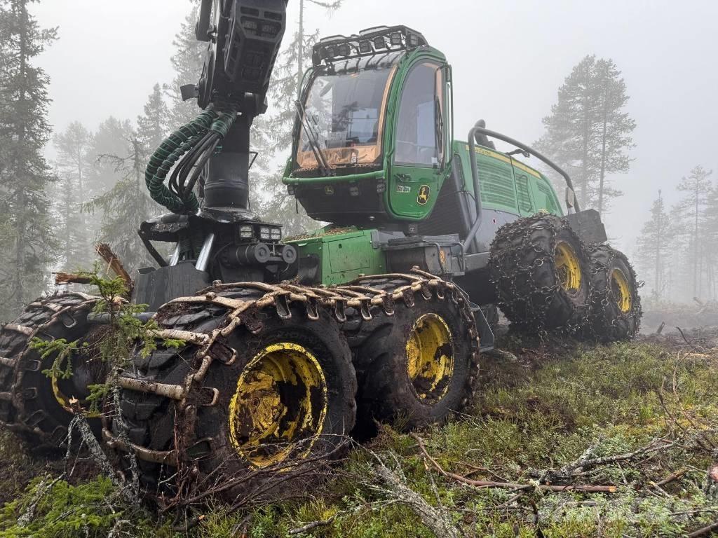 John Deere 1270 G Harvesteri