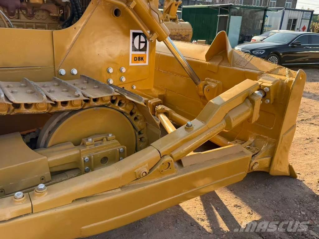 CAT D8K Kāpurķēžu buldozeri