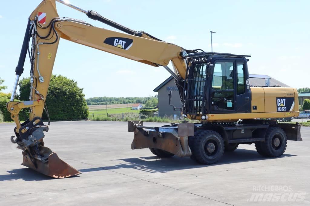 CAT M 322 D Ekskavatori uz riteņiem