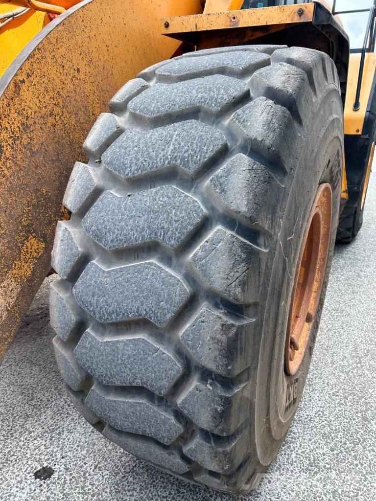 Hyundai HL 970 Iekrāvēji uz riteņiem