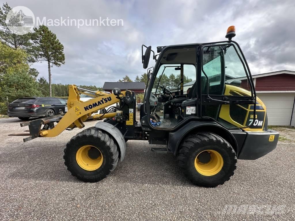 Komatsu WA 70 M-8 Iekrāvēji uz riteņiem