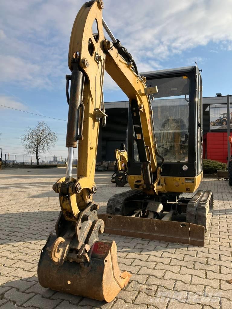 CAT 301.7 D Mini ekskavatori < 7 t