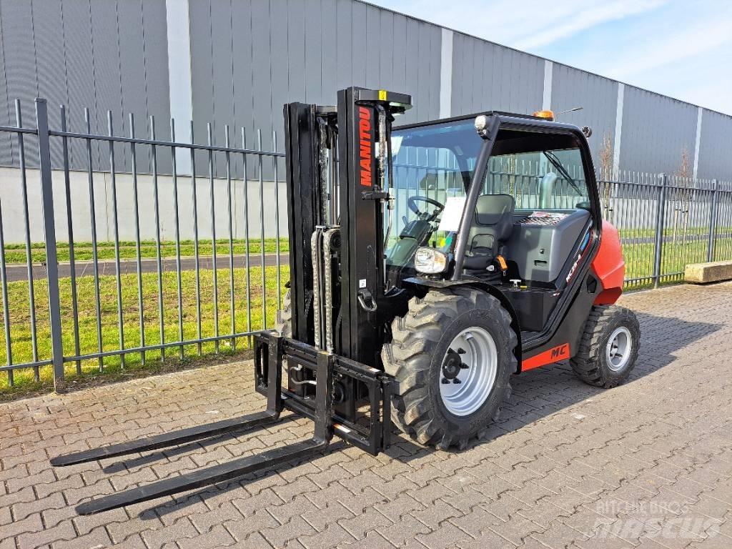 Manitou MC 25-4 Tehnika ar dīzeļa dzinēju