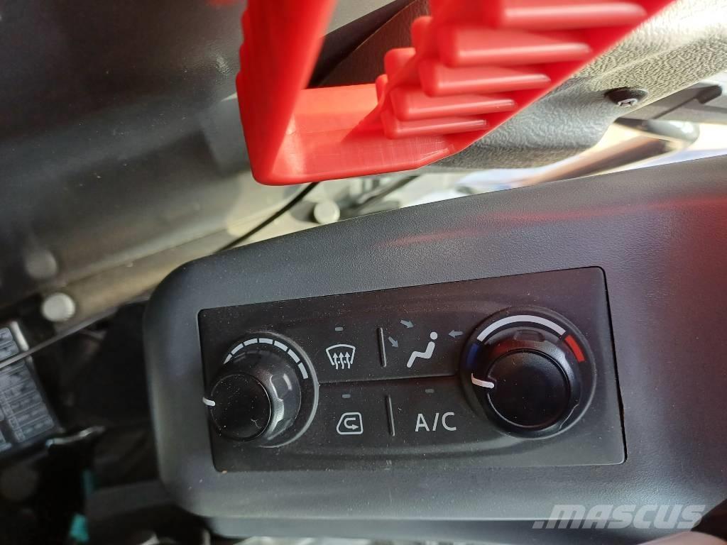 Doosan DX 85 R-3 Vidēja lieluma ekskavatori 7 t - 12 t