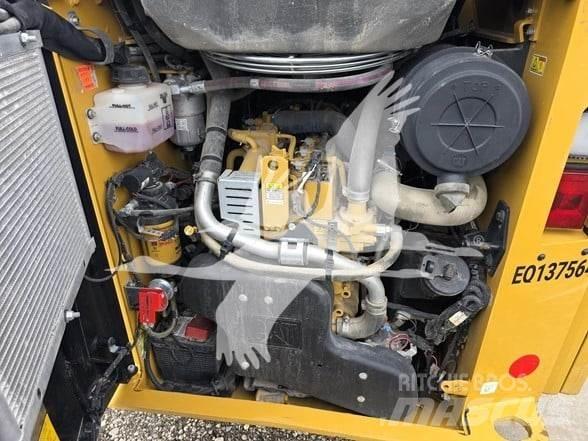CAT 259D3 Lietoti riteņu kompaktiekrāvēji