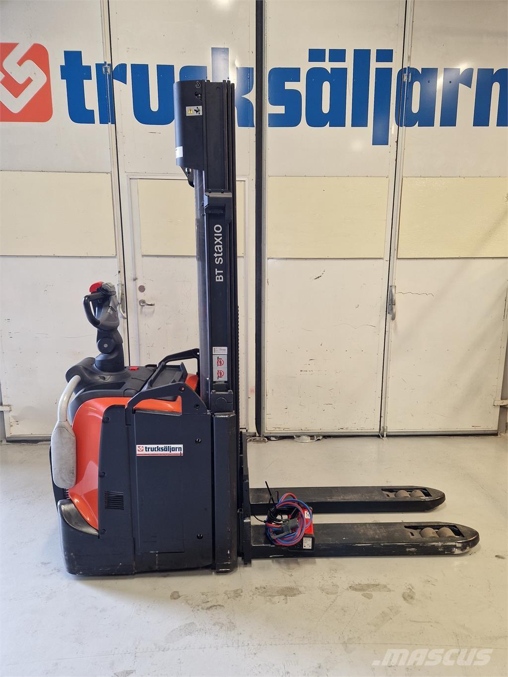 Toyota SPE120L Pašgājēji krautnētāji