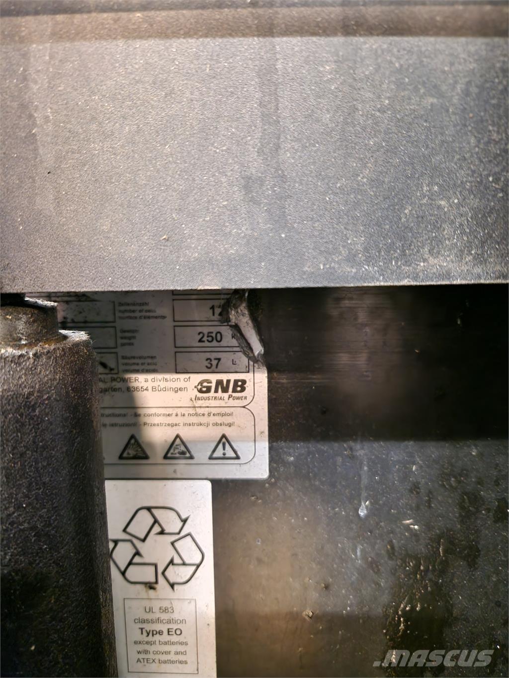 Toyota SPE120L Pašgājēji krautnētāji