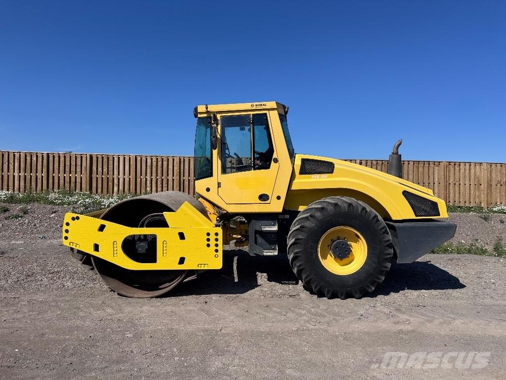 Bomag BW 213 D H-4 Vienvalča grunts veltņi