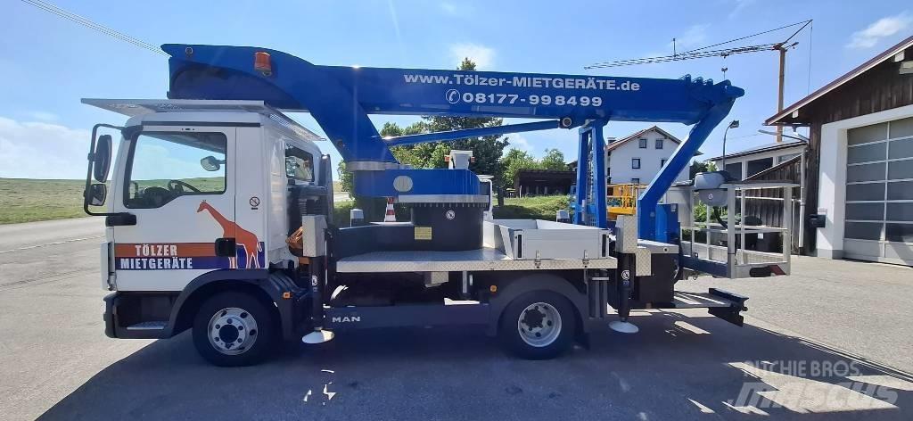 Palfinger P300 KS Pacēlāji uz automašīnas bāzes