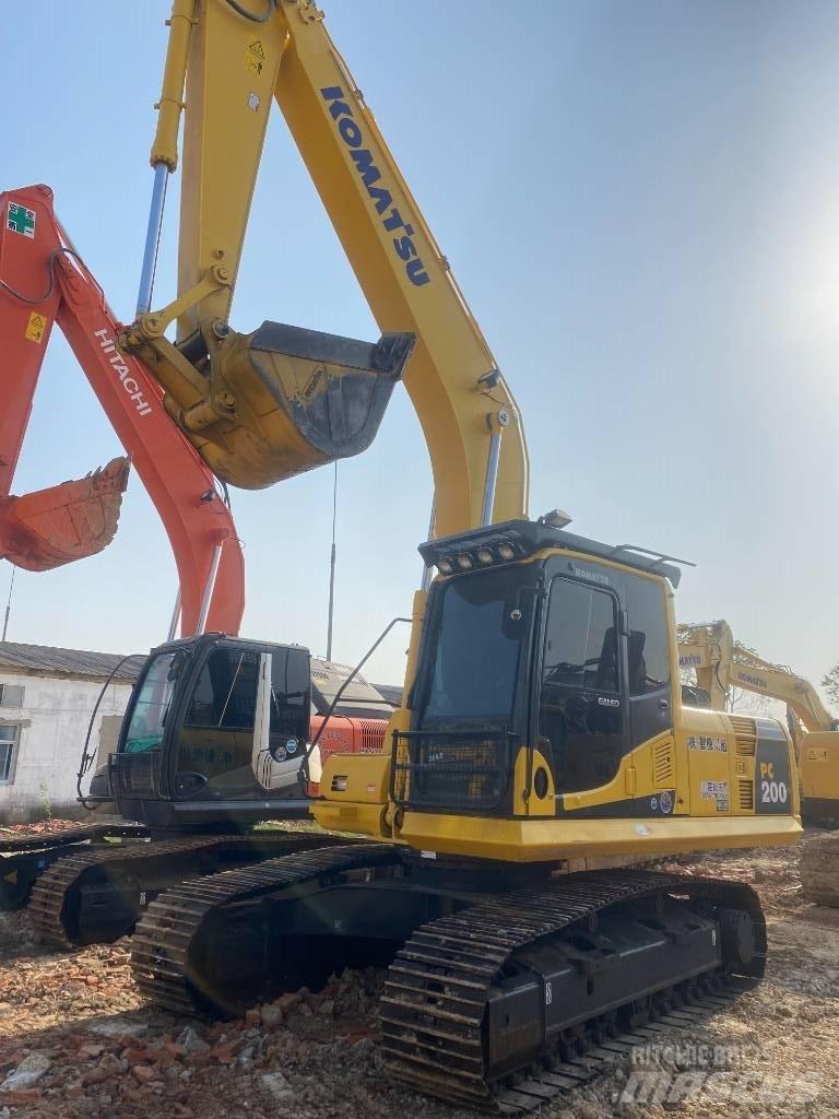 Komatsu PC 200-8 Kāpurķēžu ekskavatori