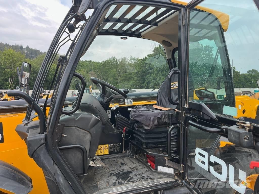 JCB 540-140 Teleskopiskie manipulatori