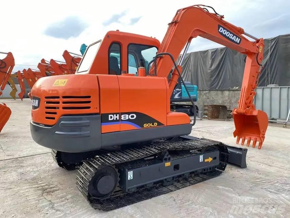 Doosan DH80 Kāpurķēžu ekskavatori