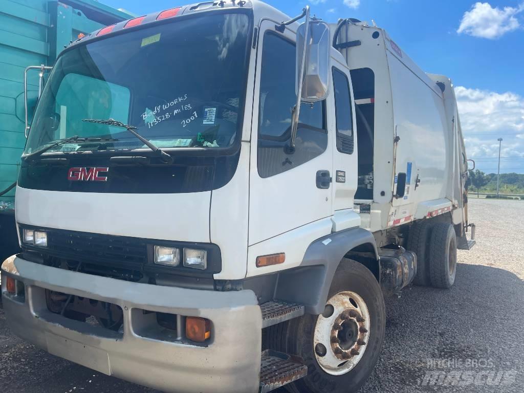 GMC T7500 Atkritumu izvešanas transports