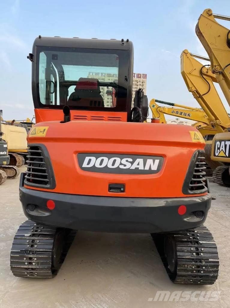 Doosan DX60-9C Mini ekskavatori < 7 t