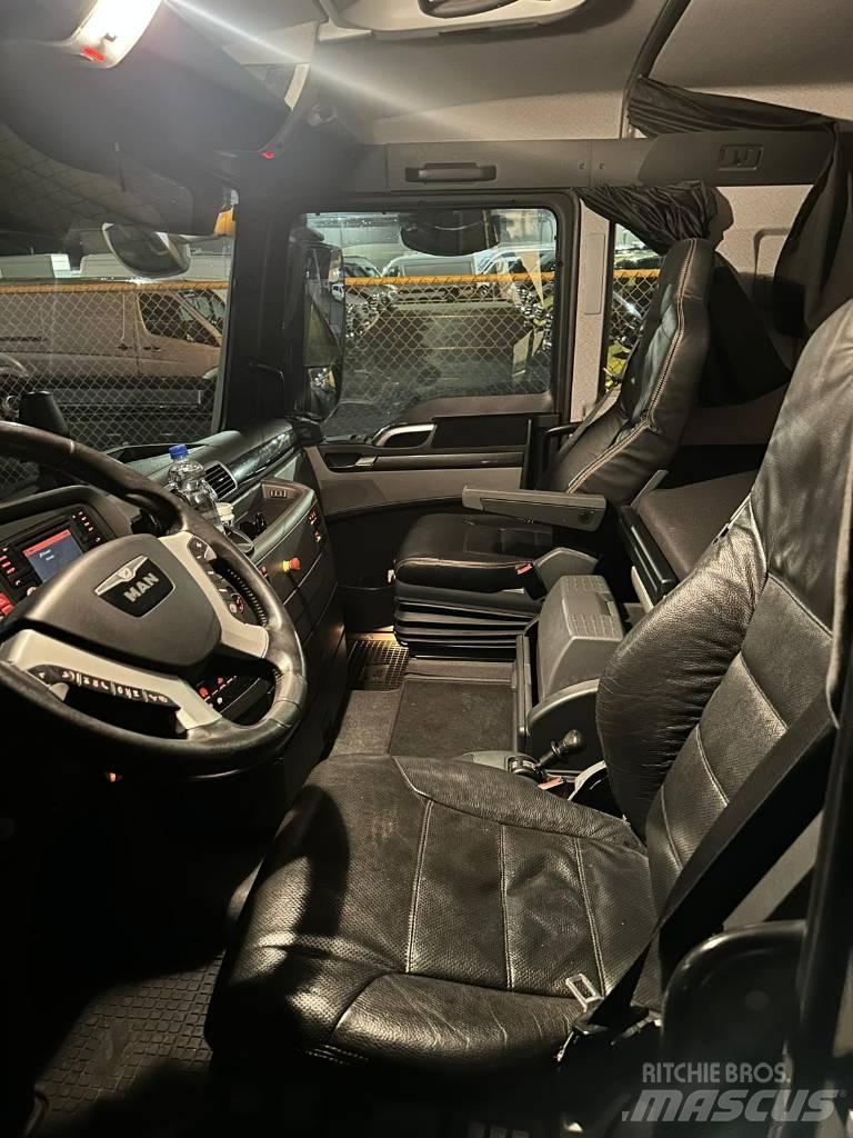 MAN TGX 26.560 Pašizgāzējs