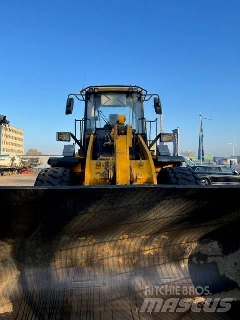 LiuGong 856H Iekrāvēji uz riteņiem