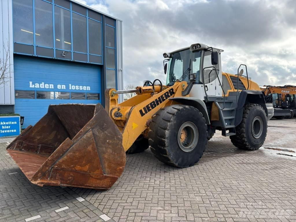 Liebherr L 566 Iekrāvēji uz riteņiem