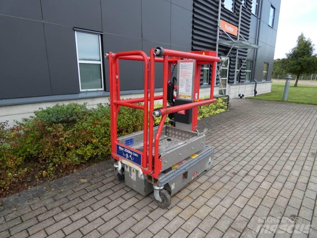 JLG Nano SP Plus Vertikālie pacēlāji