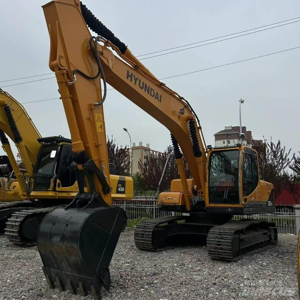 Hyundai 220-9s Kāpurķēžu ekskavatori