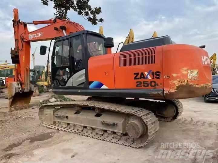 Hitachi ZX250-5A Kāpurķēžu ekskavatori