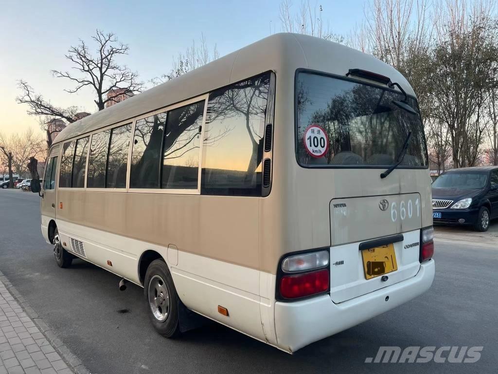 Toyota Coaster Bus Mikroautobusi