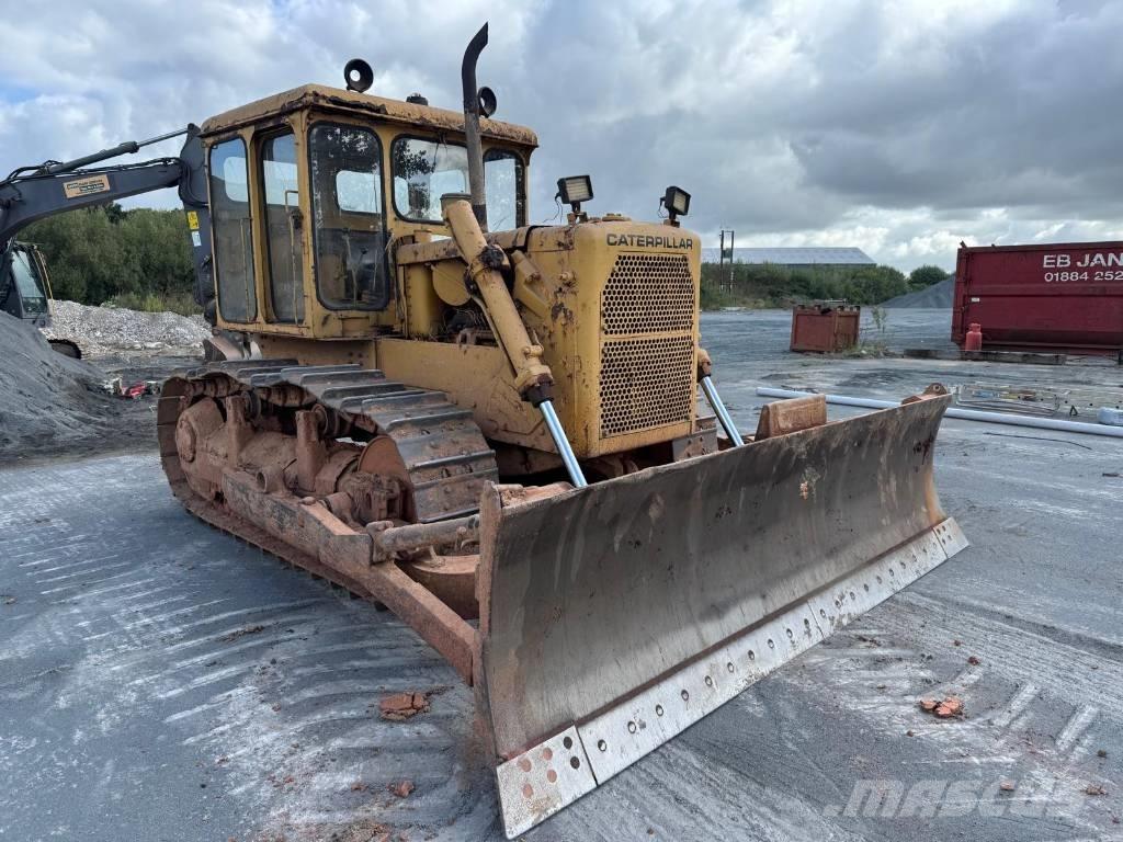 CAT D 6 C Kāpurķēžu buldozeri
