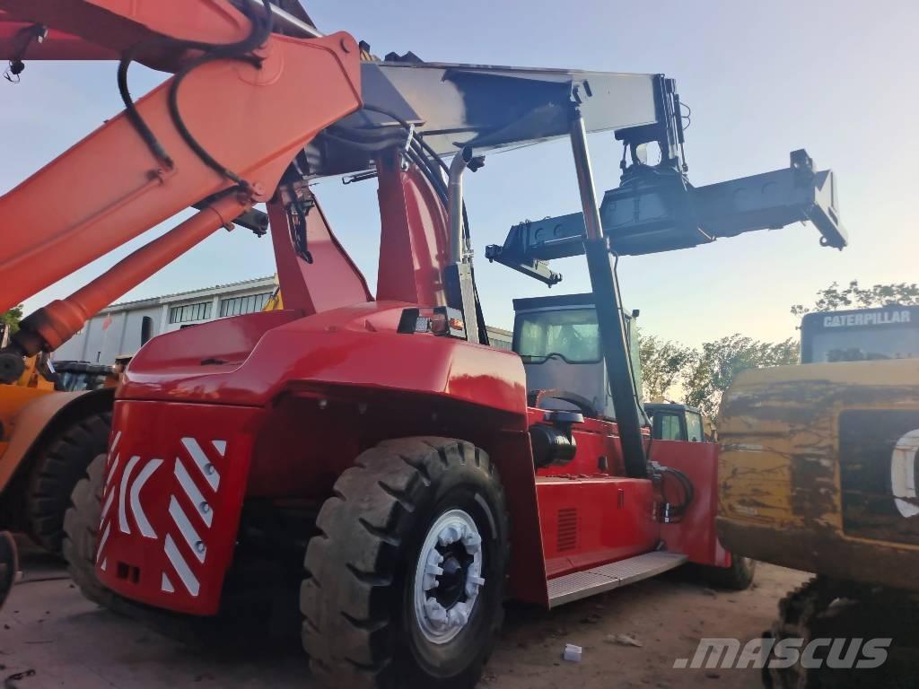Kalmar DRF 450 Konteineru pacēlāji
