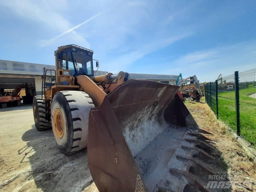 Komatsu WA500 Iekrāvēji uz riteņiem