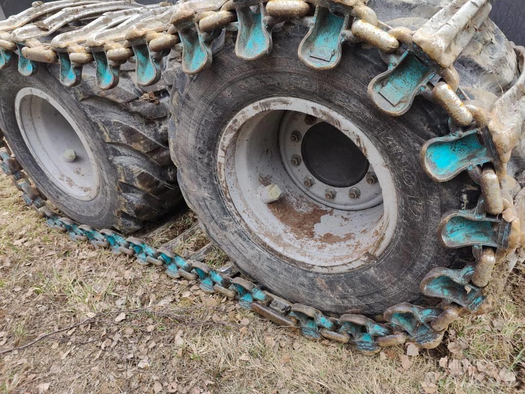 Komatsu 901 XC Harvesteri