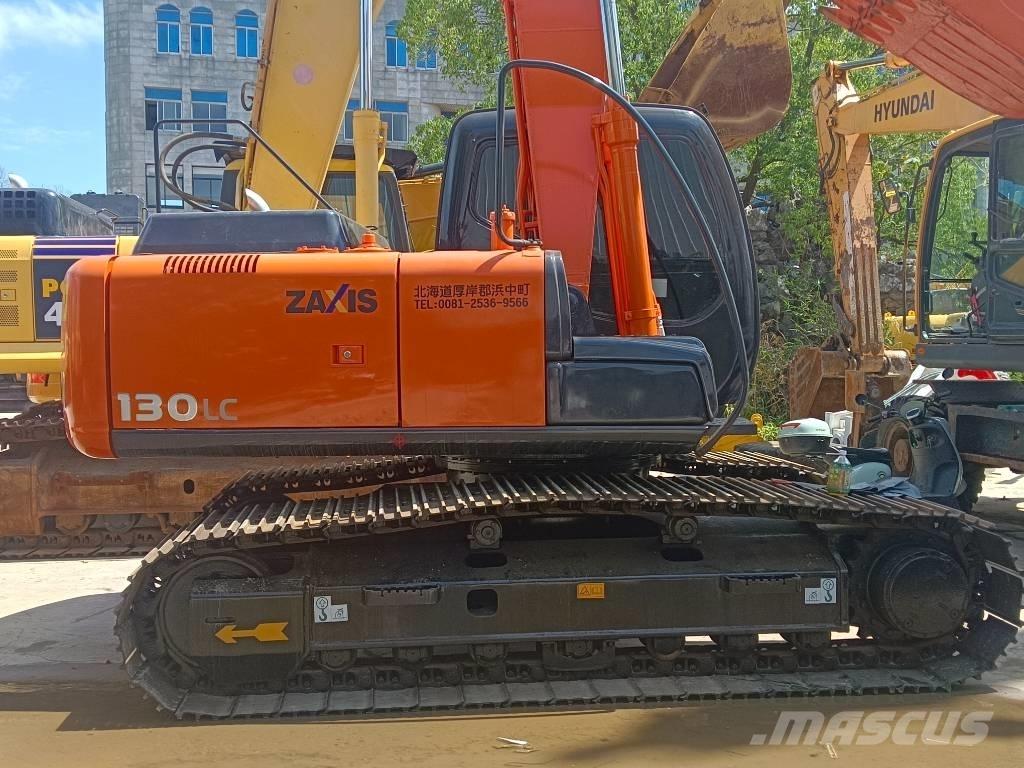 Hitachi ZX130LC Kāpurķēžu ekskavatori