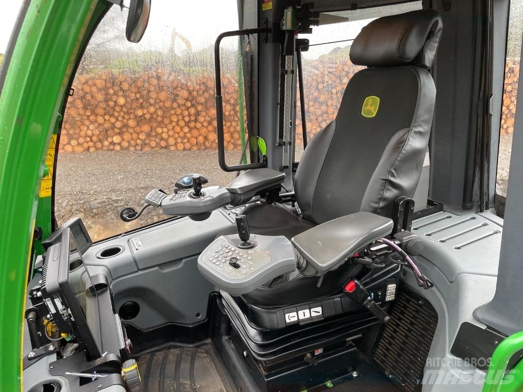John Deere 1170G 8WD Harvesteri