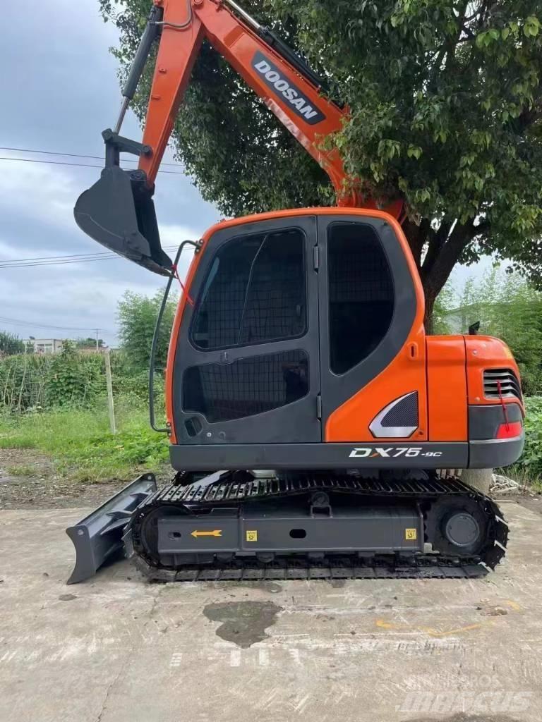 Doosan DX75 Mini ekskavatori < 7 t
