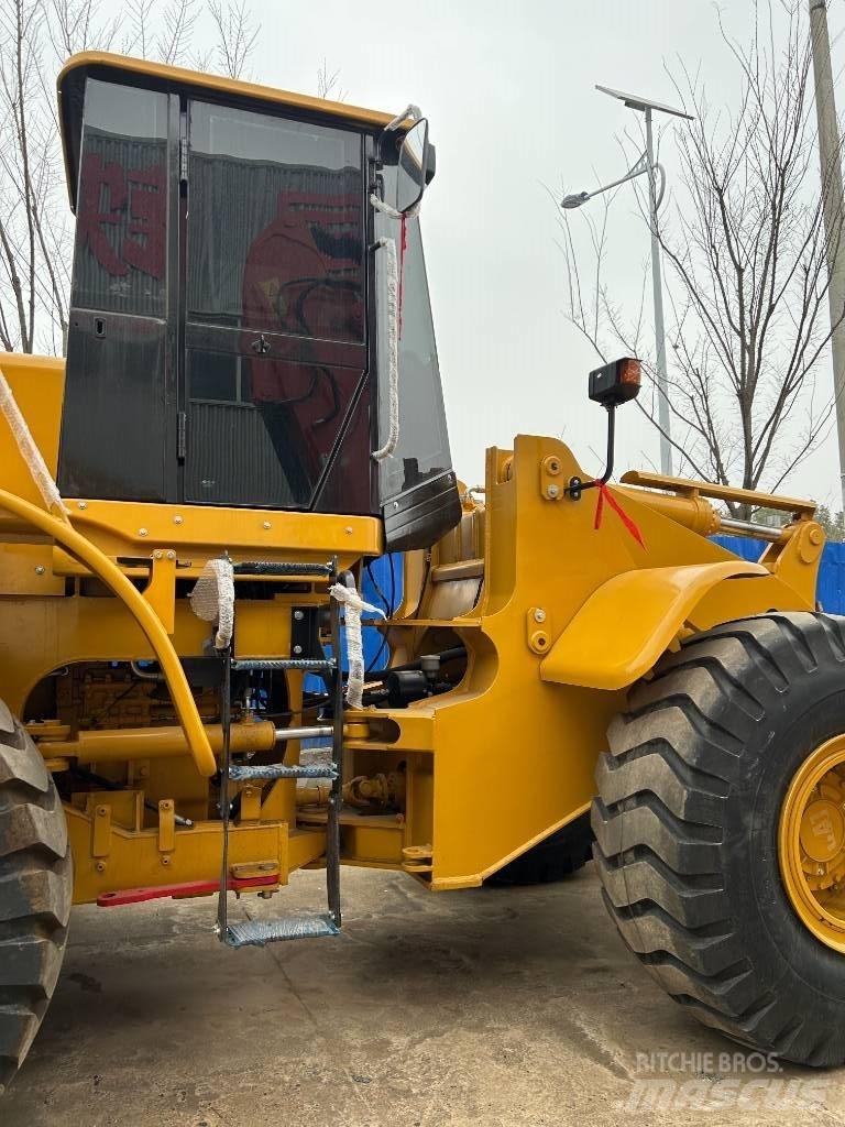 CAT 966 H Iekrāvēji uz riteņiem