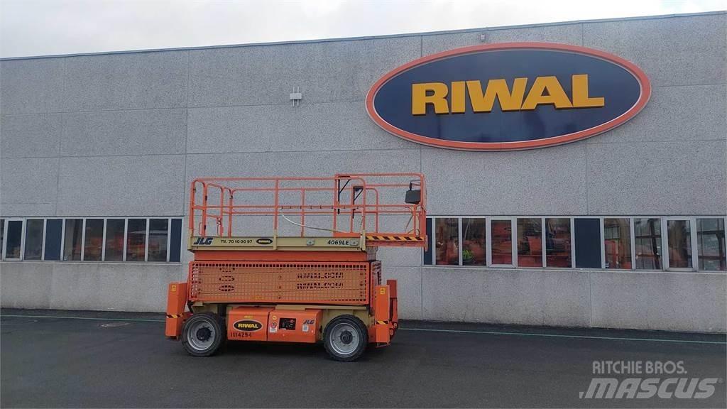 JLG 4069LE Šķerveida pacēlāji